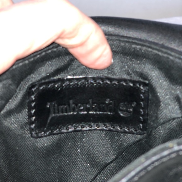 Timberland black leather small crossbody - Picture 2 of 11